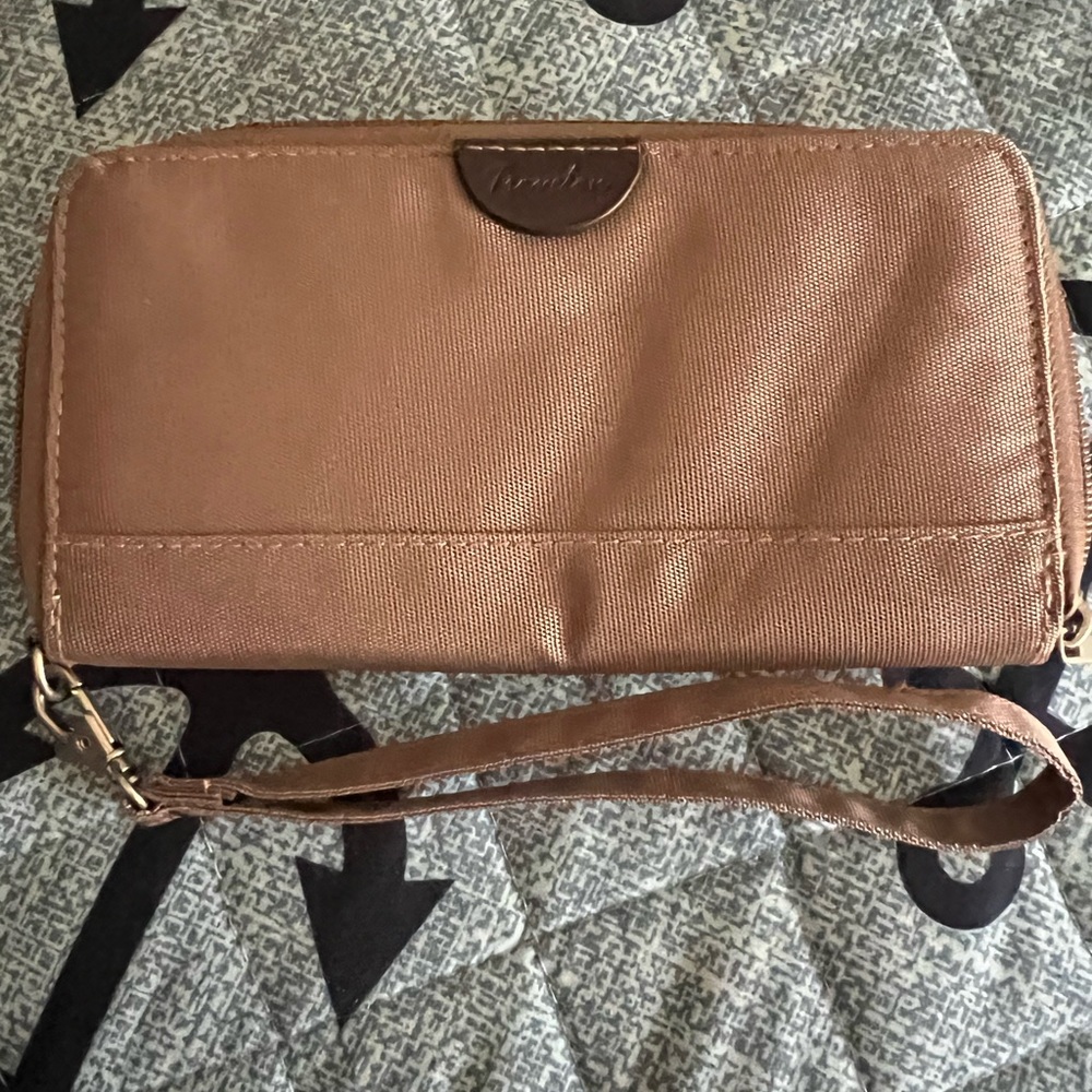 Khaki Travelon Wallet/ Wristlet with RFID